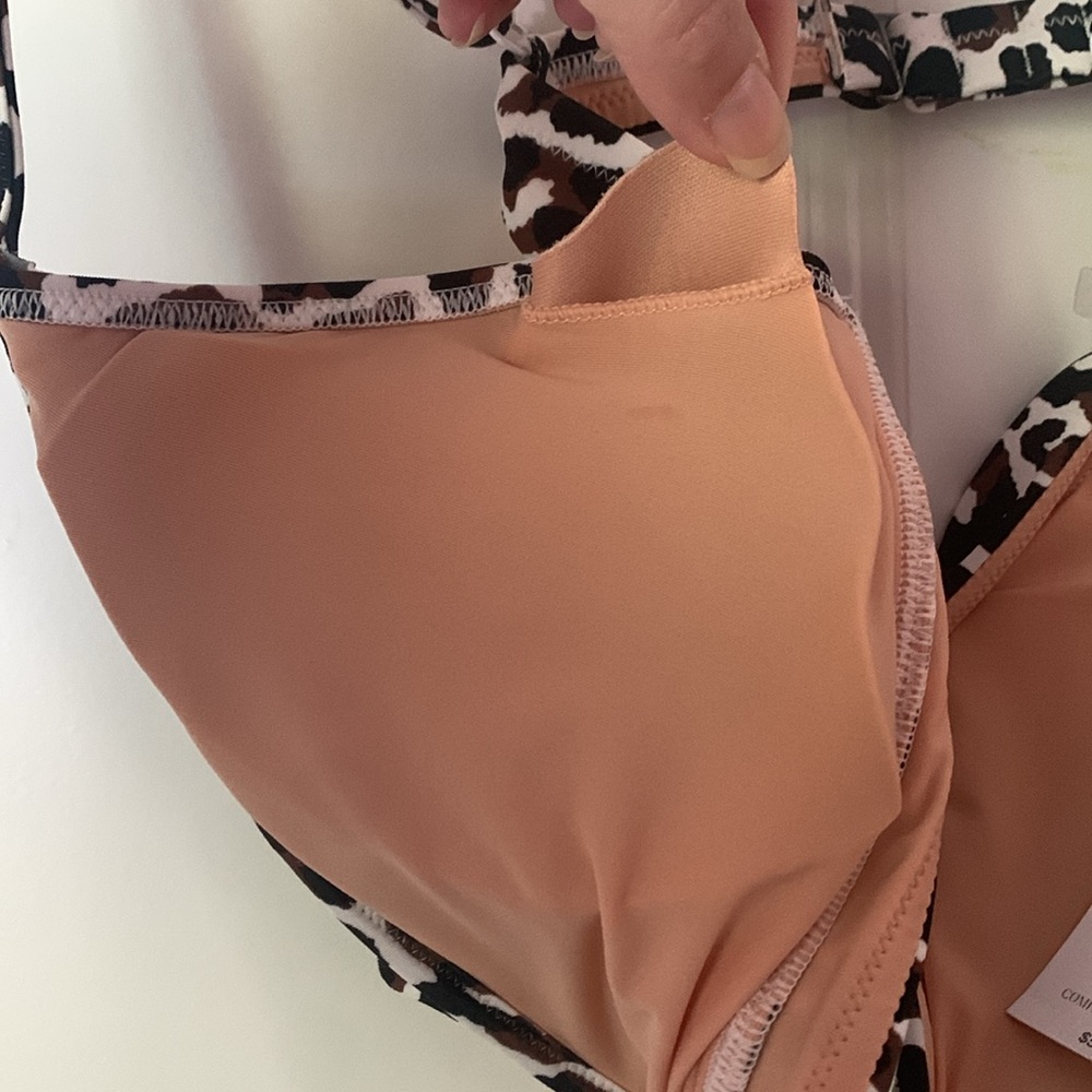 J.Crew NWT “Leopard ruffle french bikini top”Size M NEW style BG230 light lining - Picture 14 of 17